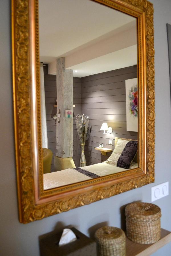 Bed and Breakfast Les Tamaris Castelnau-sur-Gupie Esterno foto