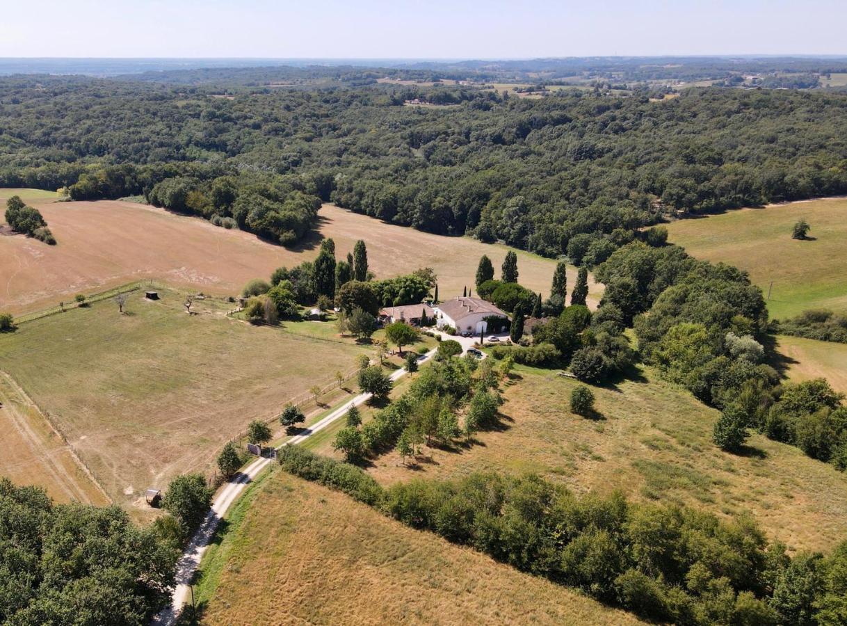 Bed and Breakfast Les Tamaris Castelnau-sur-Gupie Esterno foto
